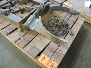 FORKLIFT ATTACHMENT FOR BARRELS/DRUMS. LOADING & HANDLING FEE $15-4034